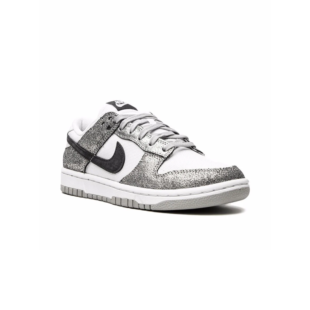 Nike - Tenis Dunk Low