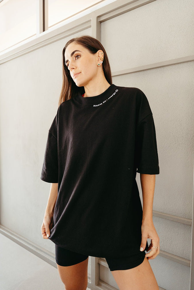 CAMISETA OVERSIZED DE MI, PARA MI