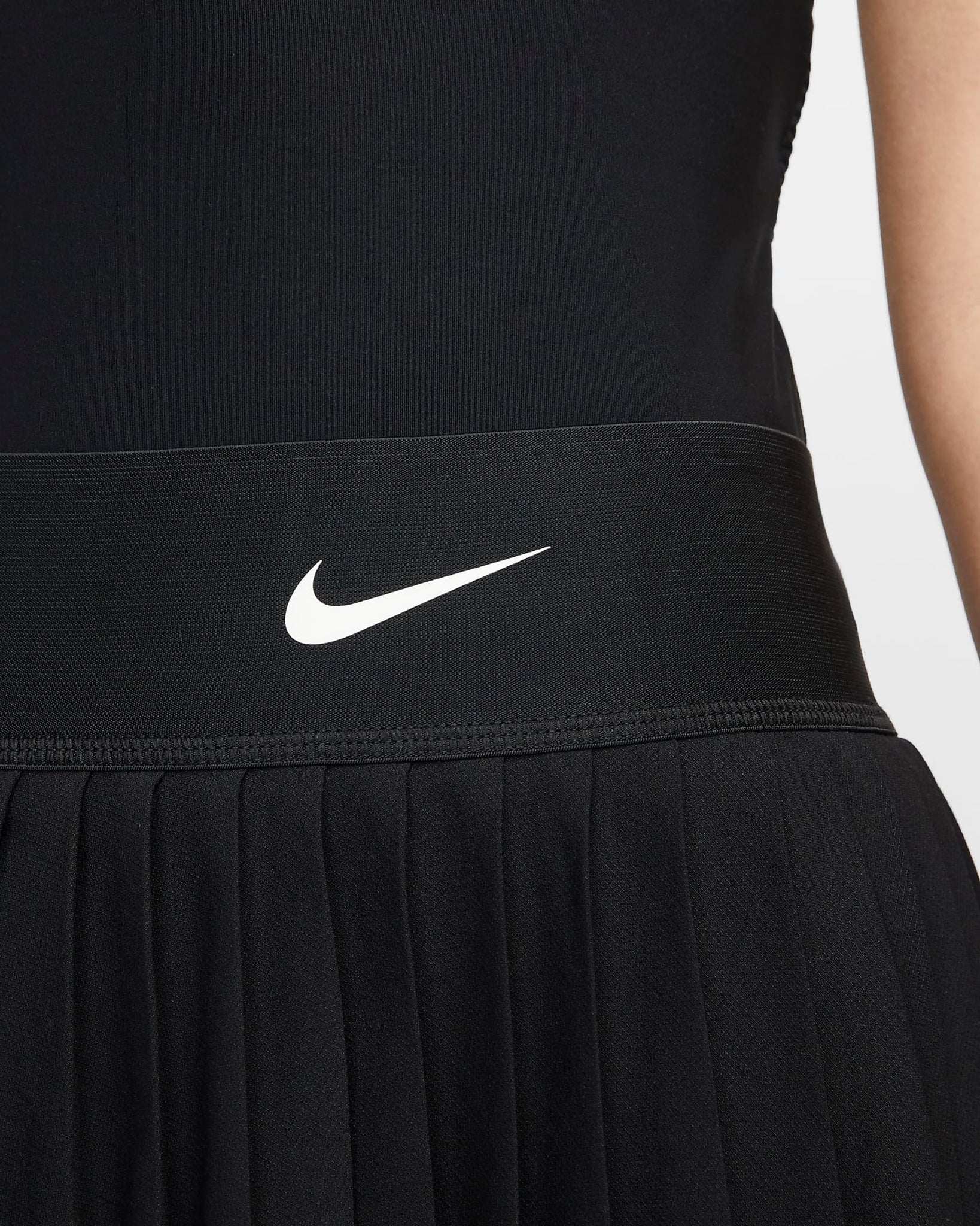 NikeCourt Dri-FIT Advantage - Women's Pleated Tennis Skirt