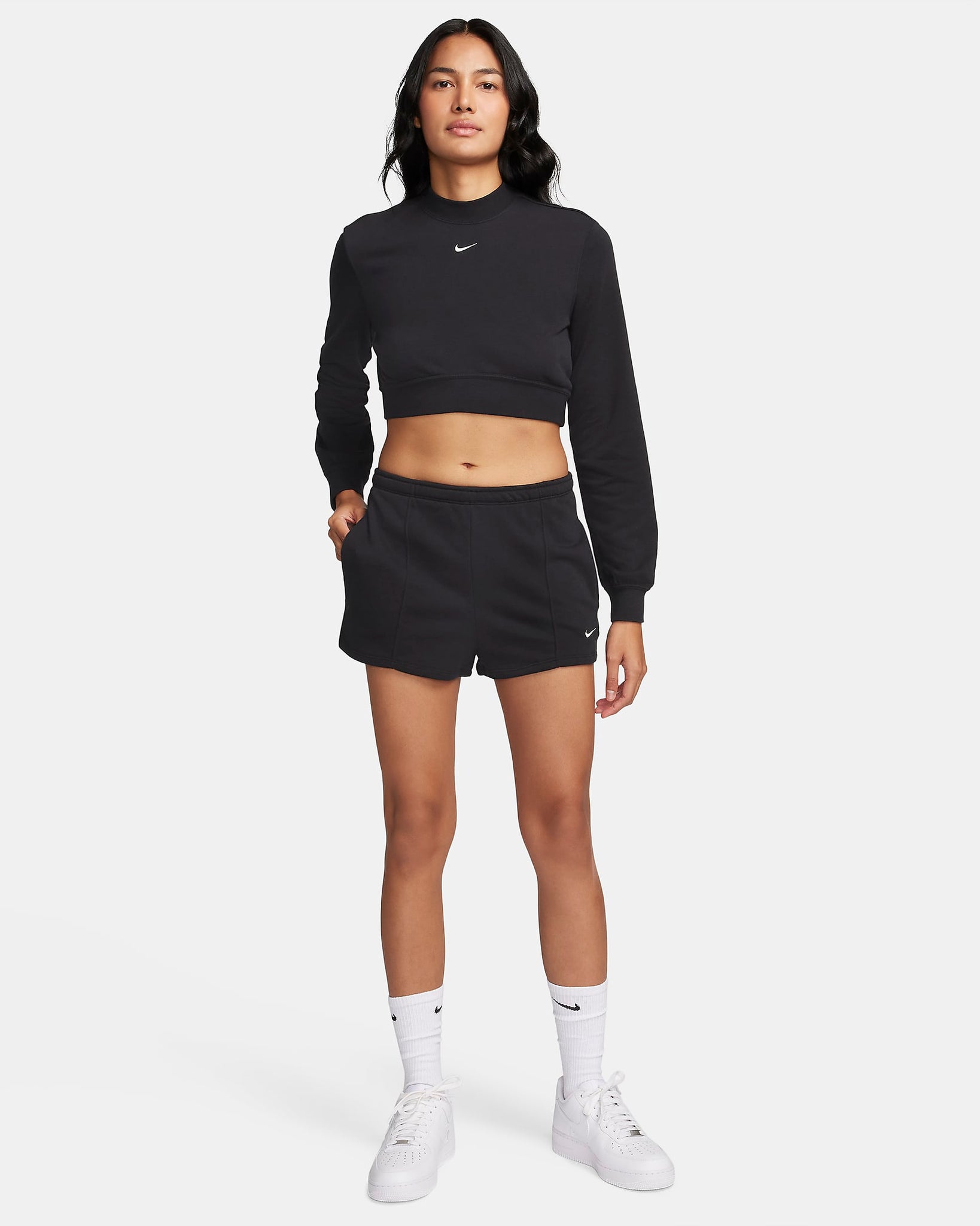 Nike Sportswear Chill Terry - Playera de cuello redondo de French Terry cropped para mujer