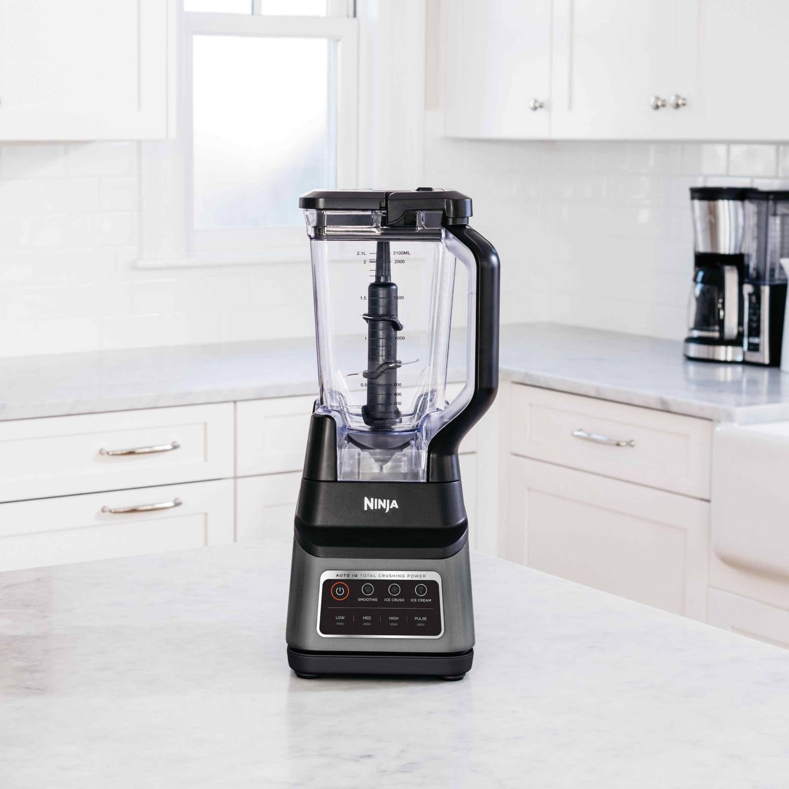 Licuadora Ninja Professional Plus con Auto-iQ